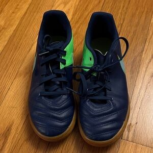 Nike Kids Indoor Soccer Shoes Tiempox